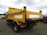Isuzu Forward 2006