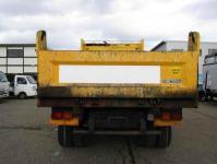 Isuzu Forward 2006