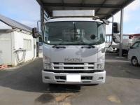 Isuzu Forward 2008