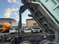 Isuzu Forward 2016
