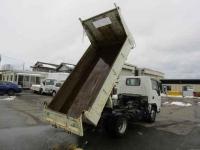 Isuzu ELF 2012