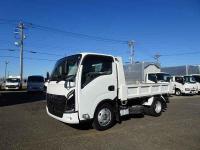 Isuzu ELF 2023