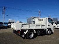 Isuzu ELF 2023