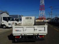 Isuzu ELF 2023