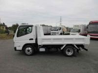 Mitsubishi Canter 2025