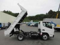 Mitsubishi Canter 2025
