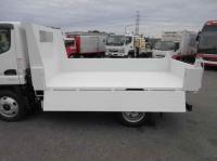 Mitsubishi Canter 2025