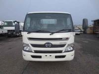Hino Dutro 2016