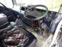Isuzu ELF 2022