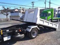 Hino Dutro 2023
