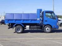 Hino Dutro 2022
