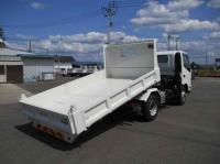 Hino Dutro 2025