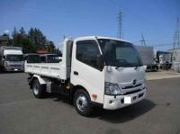 Hino Dutro 2025