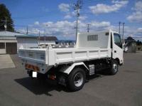 Hino Dutro 2025