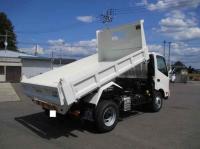 Hino Dutro 2025