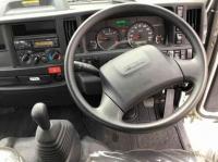 Isuzu ELF 2024