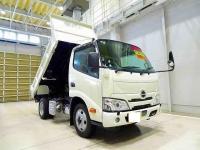 Hino Dutro 2025