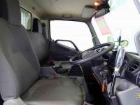 Hino Dutro 2025