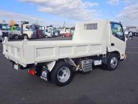 Hino Dutro 2025