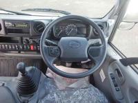 Hino Dutro 2025