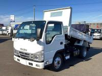 Isuzu ELF 2023