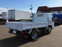 Isuzu ELF 2023