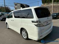 Toyota Vellfire 2009