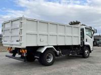 Isuzu Forward 2025