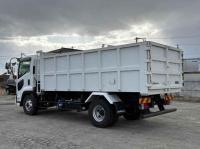 Isuzu Forward 2025