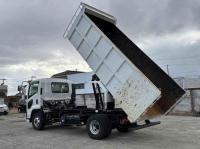 Isuzu Forward 2025