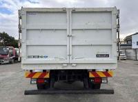 Isuzu Forward 2025