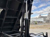 Isuzu Forward 2025