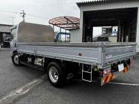 Isuzu ELF 2023