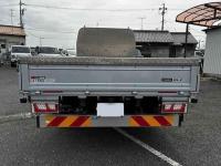 Isuzu ELF 2023