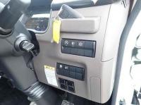 Mitsubishi Canter 2025