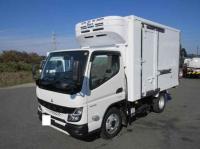 Mitsubishi Canter 2025