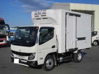 Mitsubishi Canter 2025