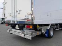Mitsubishi Canter 2025
