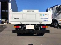 Mitsubishi Canter 2025