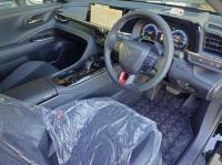 Toyota CROWN SPORT 2025