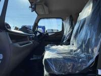 Mitsubishi Canter 2025