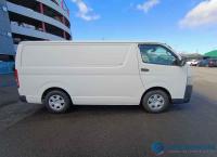 Toyota Hiace 2016