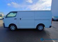 Toyota Hiace 2016
