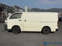 Toyota Hiace 2016