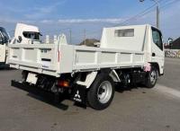 Mitsubishi Canter 2025