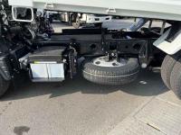 Mitsubishi Canter 2025