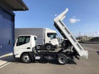 Mitsubishi Canter 2025