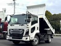 Isuzu Forward 2025