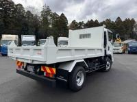 Isuzu Forward 2025