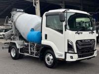 Isuzu Forward 2025